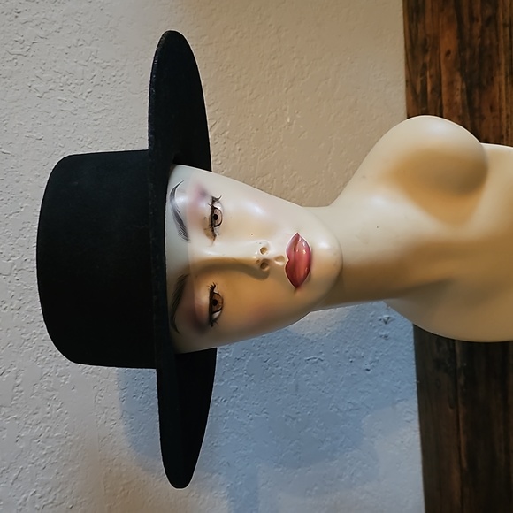 Gigi Pip Bolero Classic Hat - Picture 2 of 10